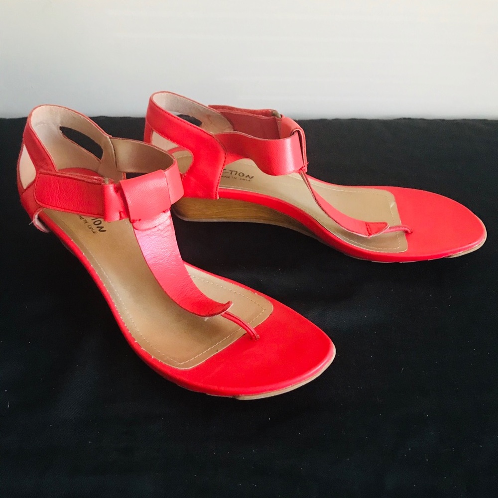 🎉Must Go🎉  Kenneth Cole “Sun Kissed” Sandal